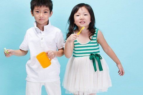 Khi nào nên tập cho bé đánh răng