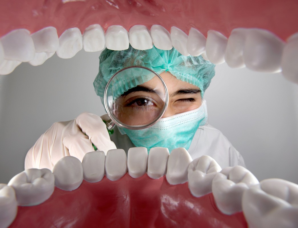 Chăm sóc sức khỏe răng miệng không đúng cách gây ra nhiều bệnh không ngờ cho sức khỏe